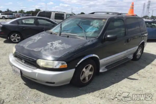 Photo of 2000 Nissan Quest