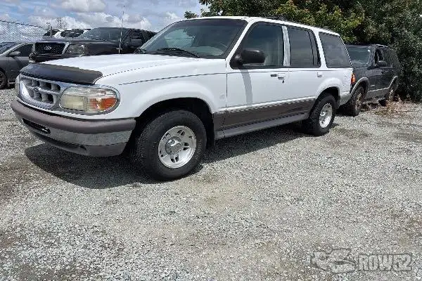 Photo of 1996 Ford Explorer