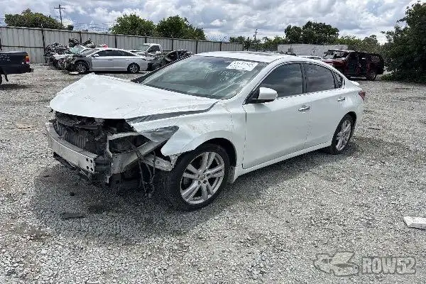 Photo of 2013 Nissan Altima