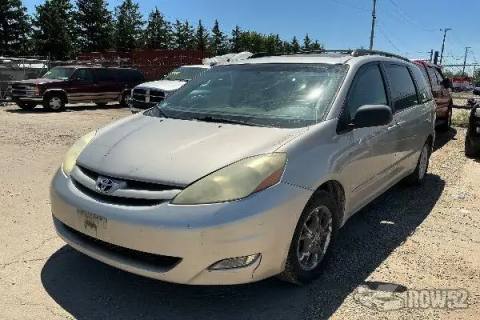 Photo of 2006 Toyota Sienna