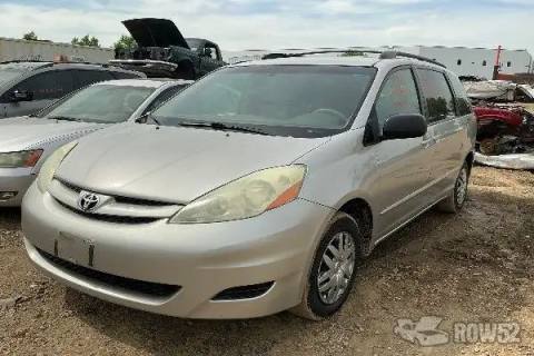 Photo of 2006 Toyota Sienna