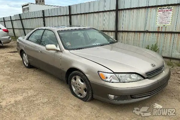 Photo of 2000 Lexus ES 300