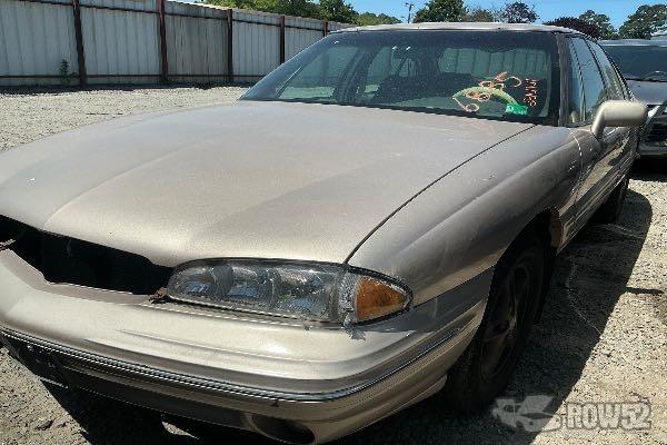 Photo of 1999 Pontiac Bonneville