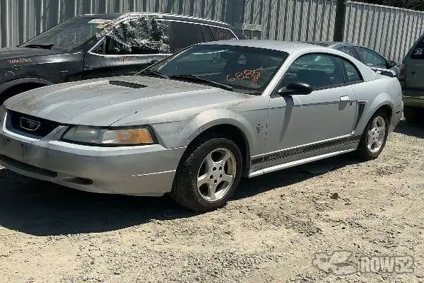 Photo of 2002 Ford Mustang