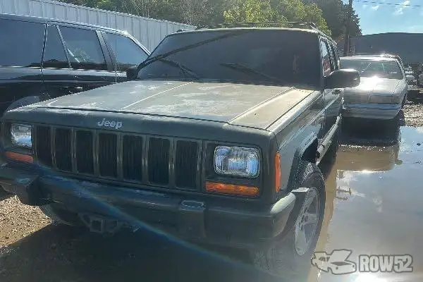Photo of 1997 Jeep Cherokee