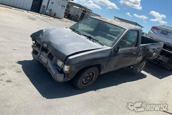 Photo of 1993 Nissan Pickup