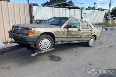 Photo of 1987 Mercedes-Benz 190