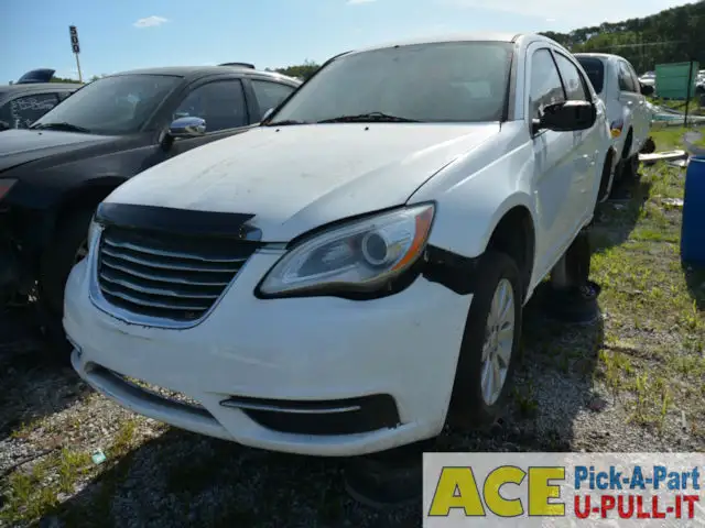 Photo of 2013 Chrysler 200