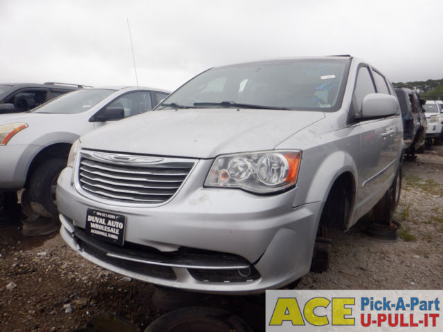 Photo of 2011 Chrysler Town And Country