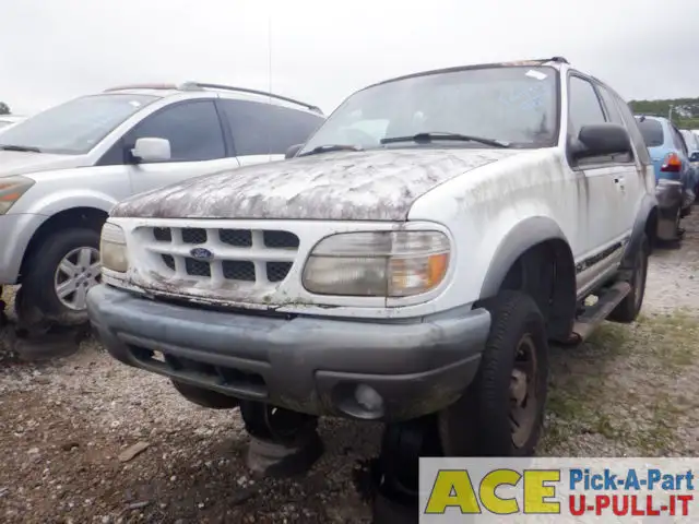 Photo of 1999 Ford Explorer