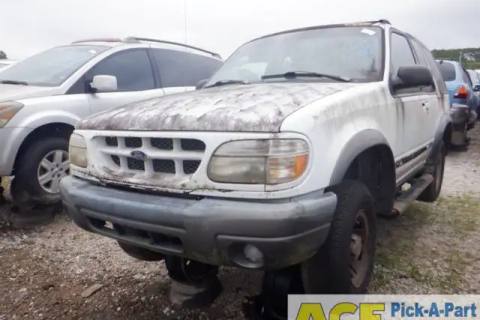 Photo of 1999 Ford Explorer