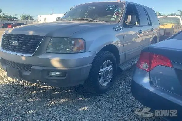 Photo of 2003 Ford Expedition
