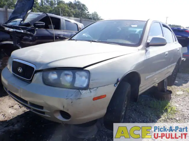 Photo of 2003 Hyundai Elantra