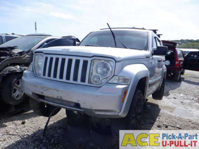 Photo of 2008 Jeep Liberty