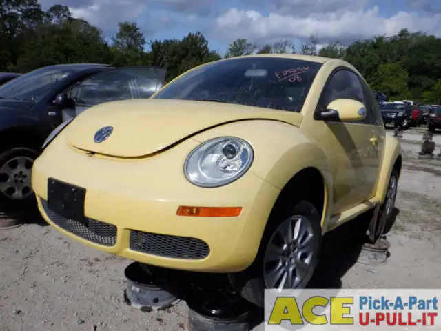 Photo of 2008 Volkswagen Beetle