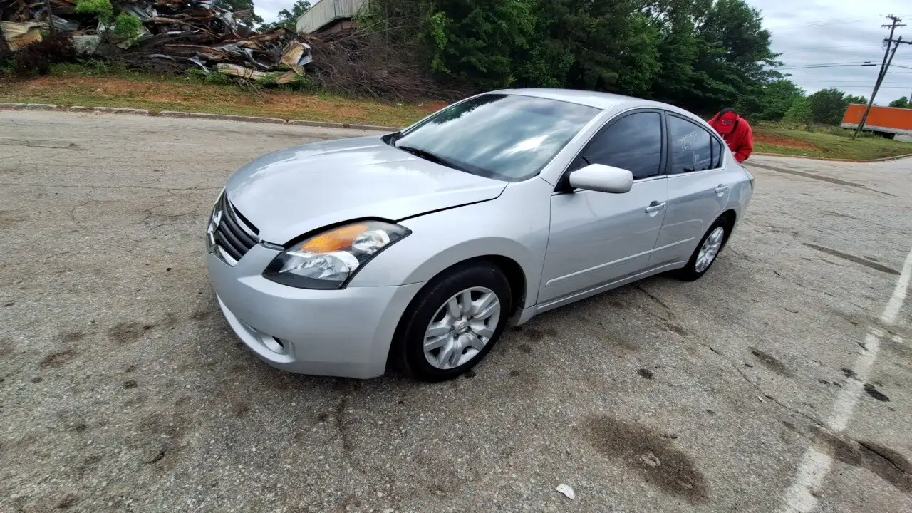 Photo of 2009 Nissan Altima