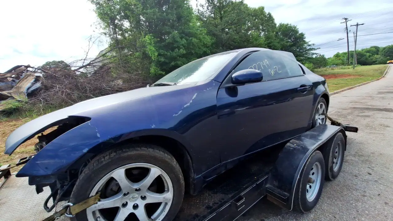 Photo of 2004 Infiniti G35