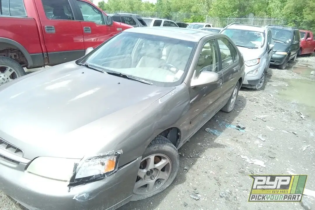 Photo of 1999 Nissan Altima