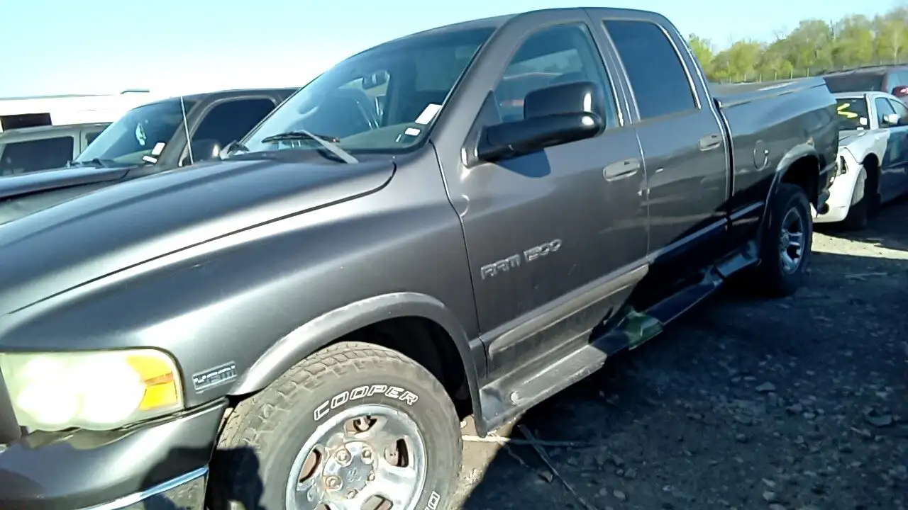 Photo of 2003 Dodge Ram 1500