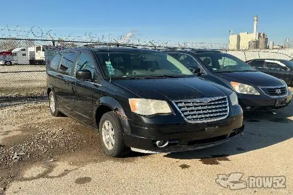 Photo of 2008 Chrysler Town & Country