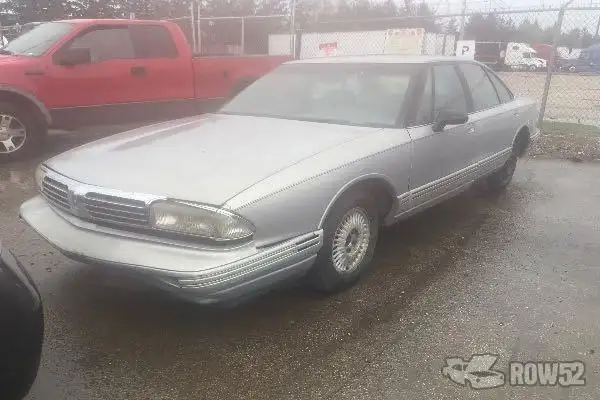 Photo of 1998 Oldsmobile Regency