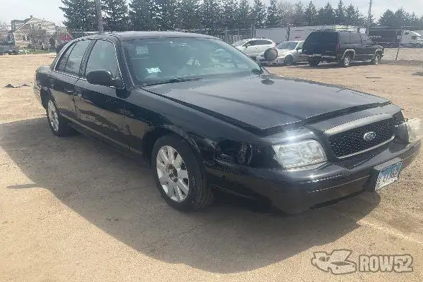 Photo of 2011 Ford Crown Victoria