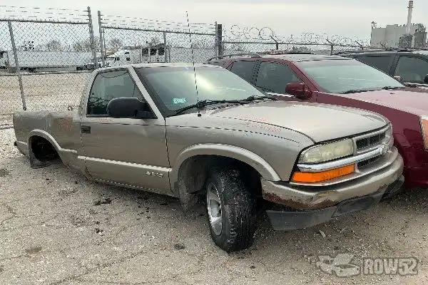 Photo of 2003 Chevrolet S10 Pickup