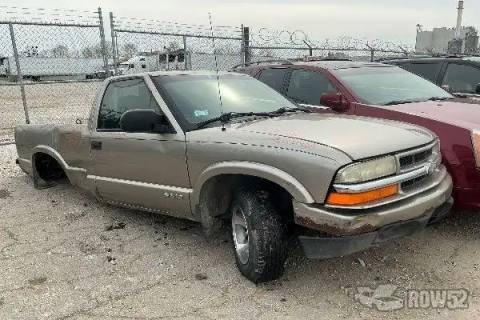 Photo of 2003 Chevrolet S10 Pickup