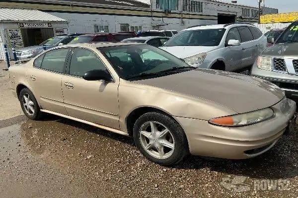 Photo of 2003 Oldsmobile Alero