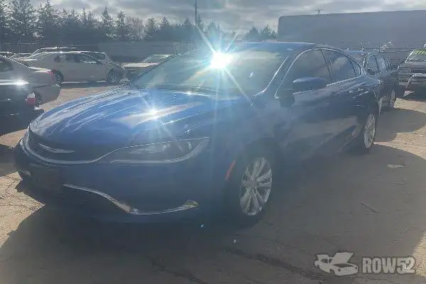 Photo of 2015 Chrysler 200