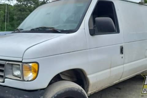 Photo of 1996 Ford E-250 Econoline