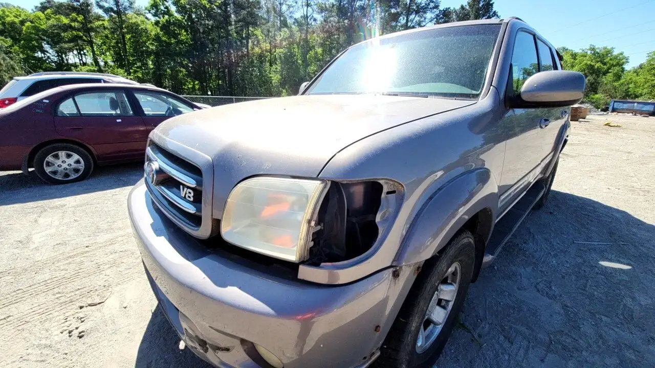 Photo of 2002 Toyota Sequoia