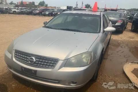 Photo of 2005 Nissan Altima