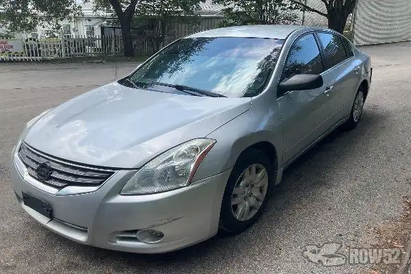 Photo of 2012 Nissan Altima