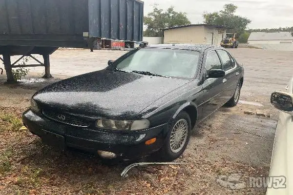 Photo of 1997 Infiniti J30