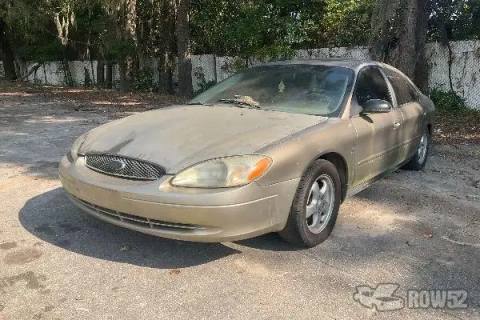 Photo of 2002 Ford Taurus