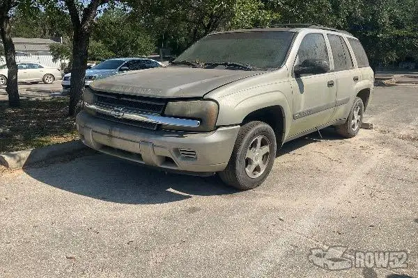 Photo of 2004 Chevrolet Trailblazer