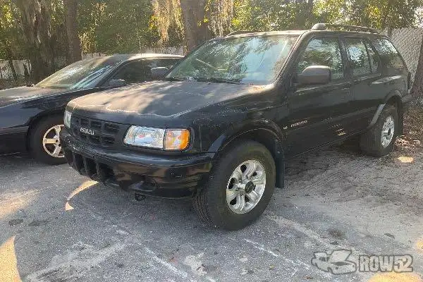 Photo of 2000 Isuzu Rodeo