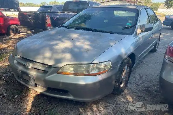 Photo of 1999 Honda Accord