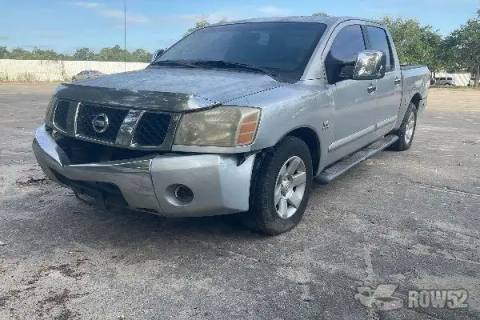 Photo of 2004 Nissan Titan