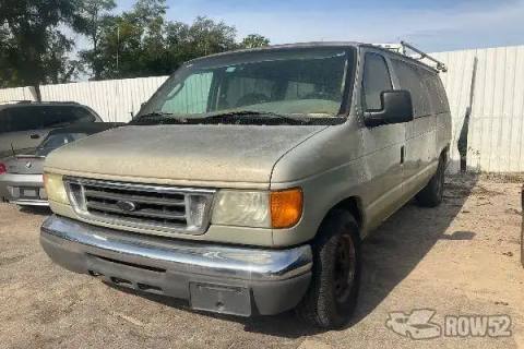 Photo of 2005 Ford Econoline