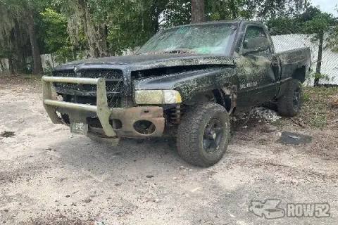 Photo of 2000 Dodge Ram 1500