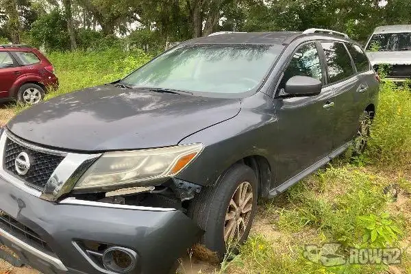 Photo of 2013 Nissan Pathfinder