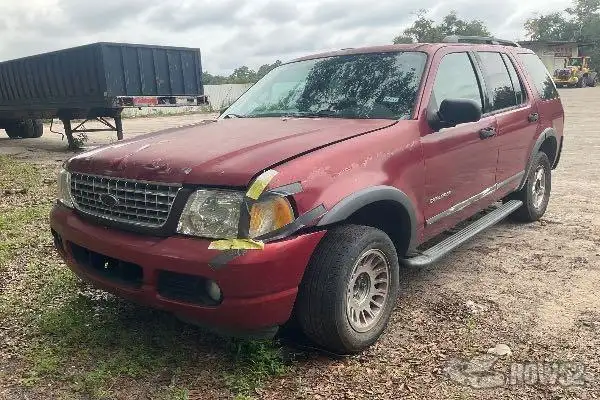 Photo of 2004 Ford Explorer