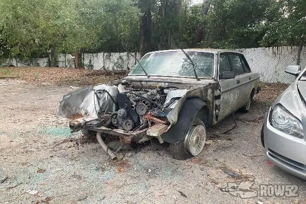 Photo of 1985 Volvo 240