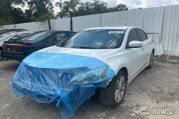 Photo of 2014 Nissan Altima