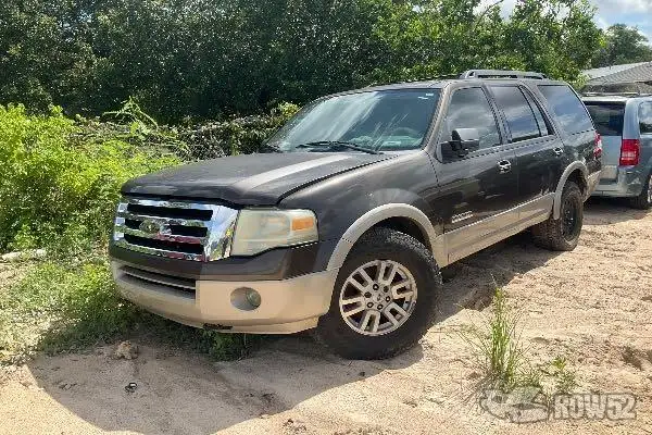 Photo of 2008 Ford Expedition