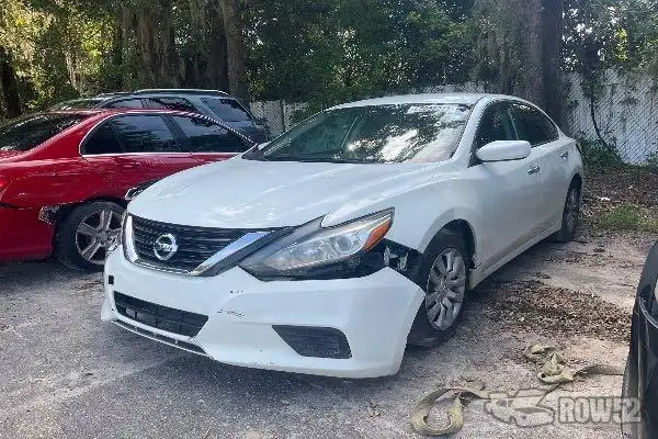 Photo of 2016 Nissan Altima