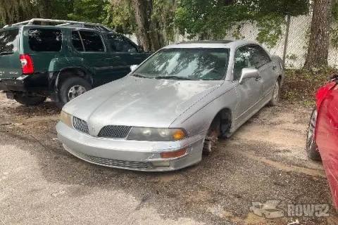 Photo of 2003 Mitsubishi Diamante