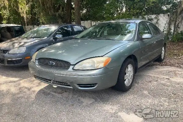 Photo of 2007 Ford Taurus